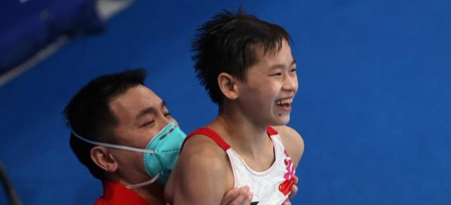 气愤！方舟子恶意攻击全红婵：她是跳水机器，话都听不懂，是童工