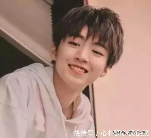 王俊凯校花同桌火了，对方的颜值根本就不输于