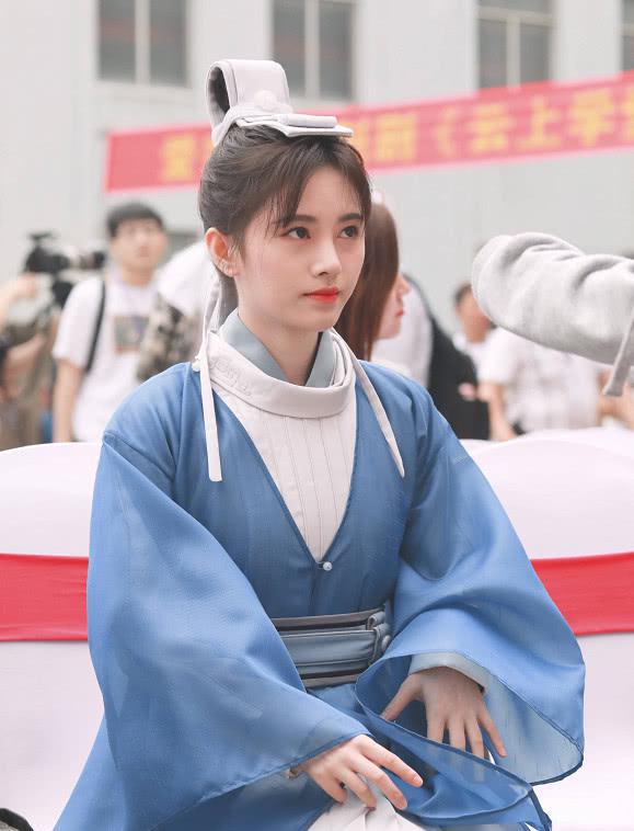 鞠婧祎新剧被嘲，于正又吐槽，书院的人都是近视眼吗？