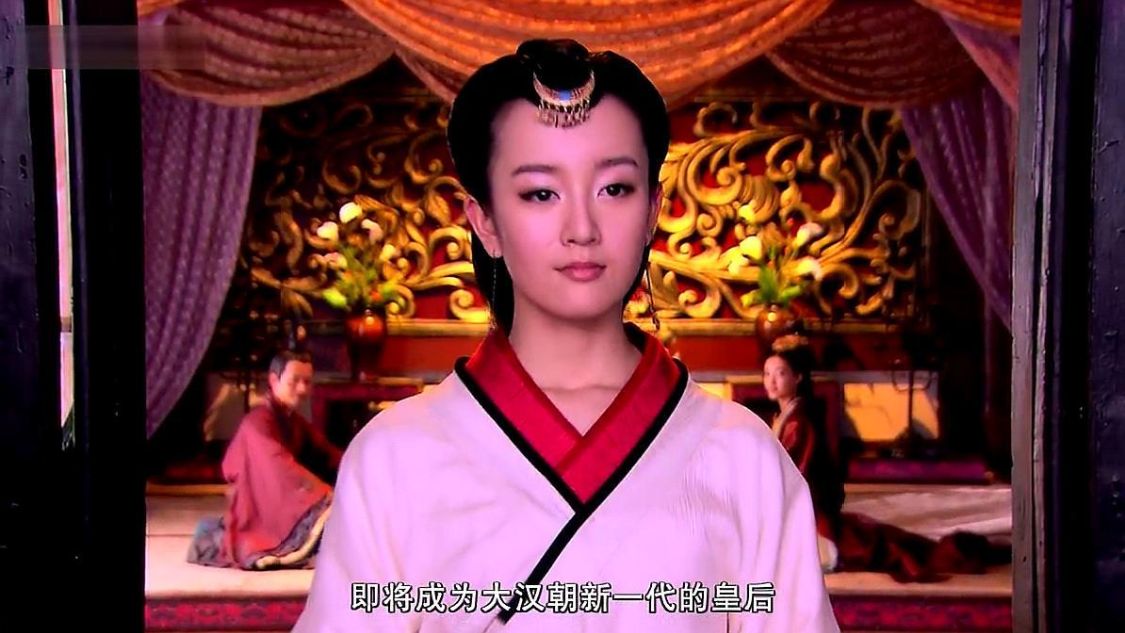 10位“整容上瘾”的女星，明知硅胶脸恐怖，为何还是前仆后继？