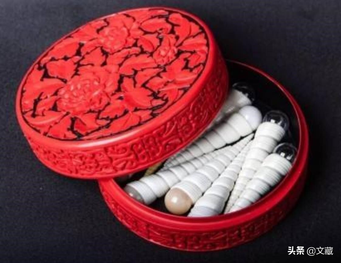 古代美人用什么材料画眉？眉笔类型不比现在少