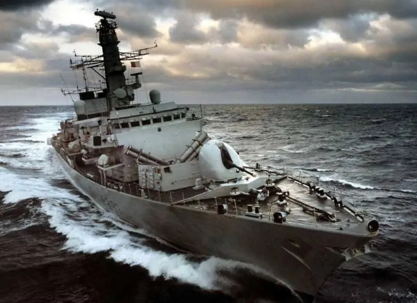 日英美法向西太平洋，所有的信号都指向中国，