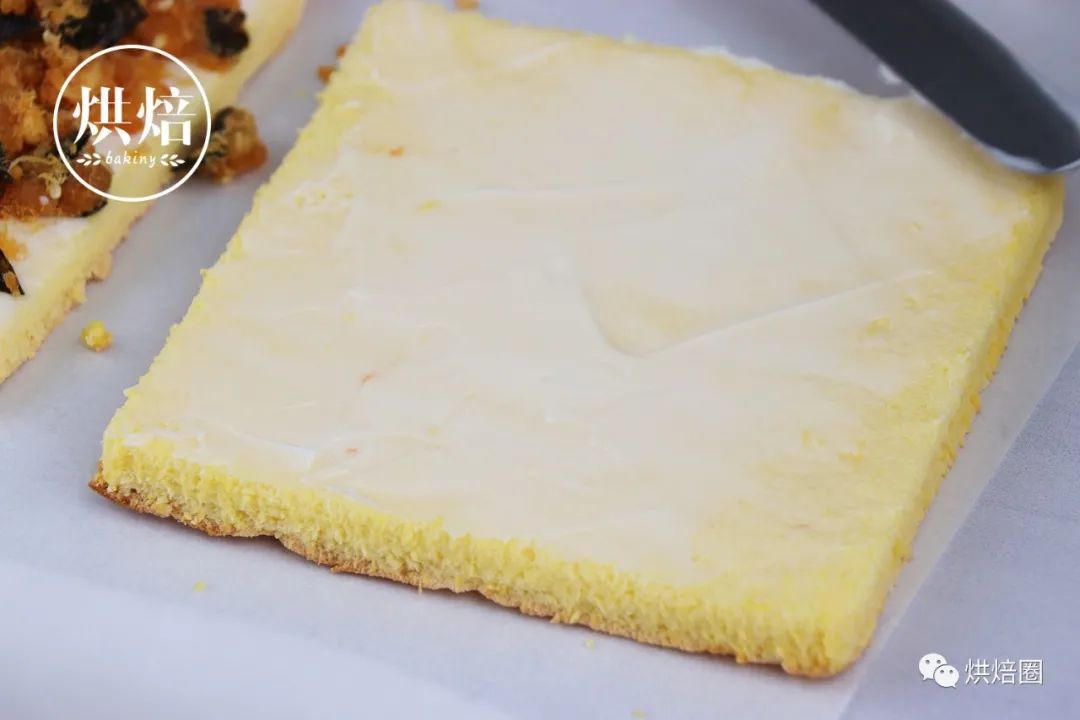 滿滿餡料集結所有好吃元素的虎皮芋泥三明治想不好吃都難