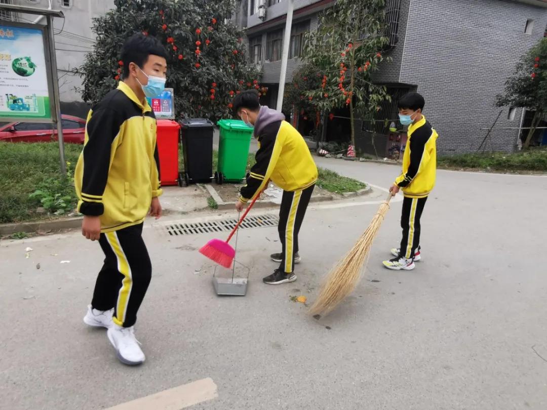 学雷锋，“我们”在行动——黄龙溪学校开展学习雷锋主题活动