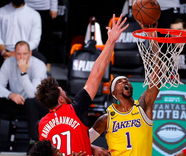 9中0後雪恥，湖人鐵匠變神槍！三分6中4立功，球迷排隊道歉？（影）-黑特籃球-NBA新聞影音圖片分享社區