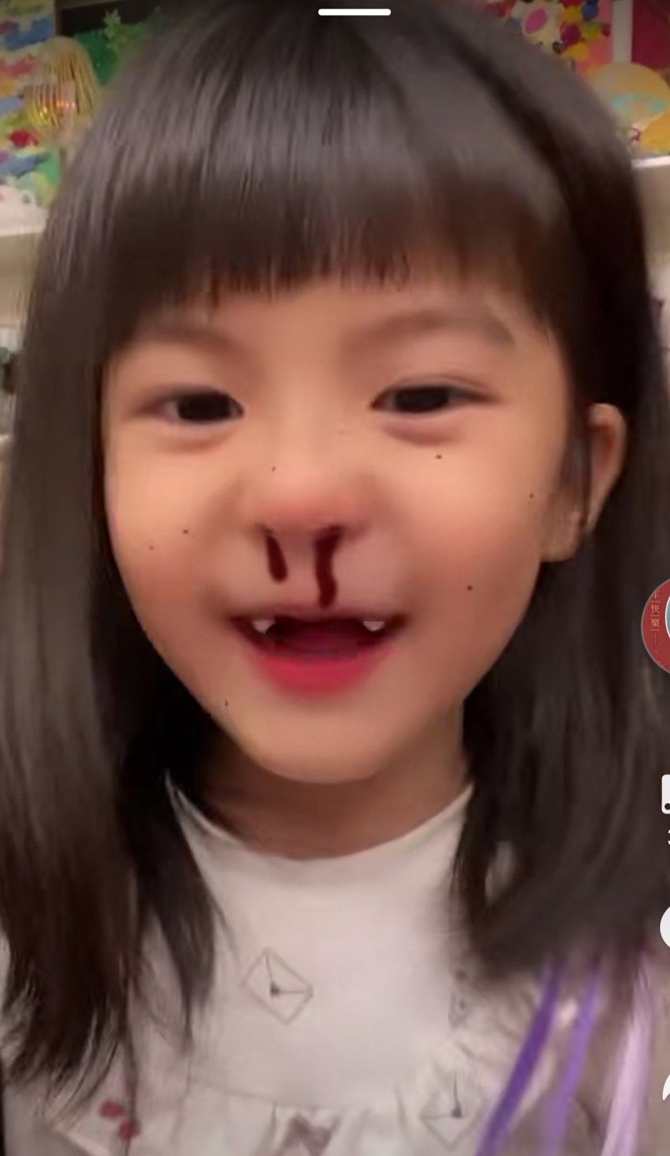 贾静雯三个女儿变化大，Bo妞颜值超咘咘，大女儿罕见露面