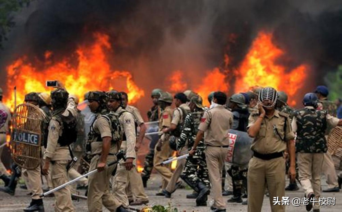 三條壞消息傳來：美軍基地被炸，印度首都陷入混亂，英國或被分裂