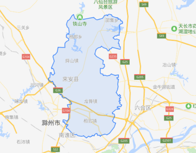 安徽省一个县，人口超50万，因为一条河而得名