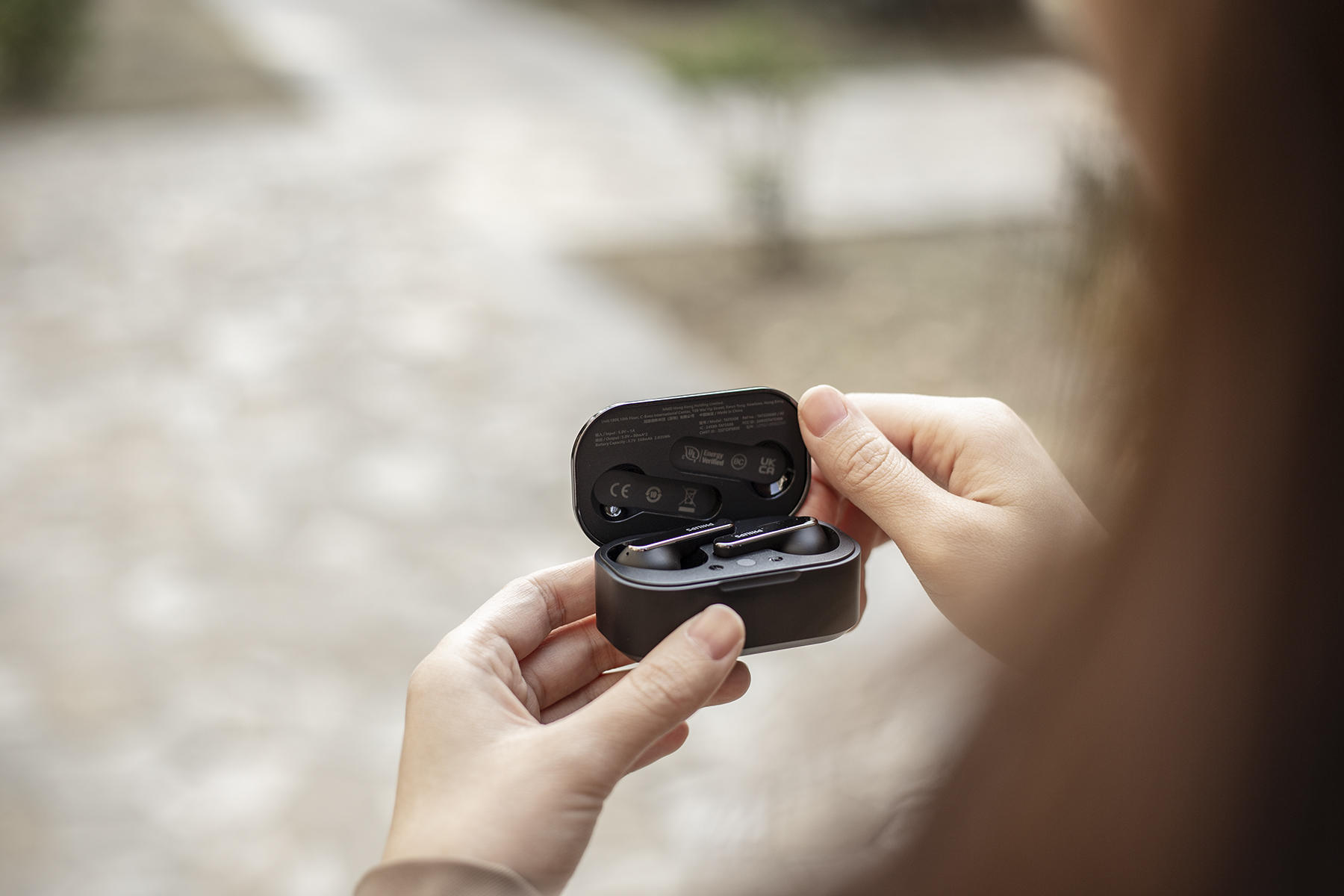 A fullfeatured wireless headset that is more fragrant than AirPods 3