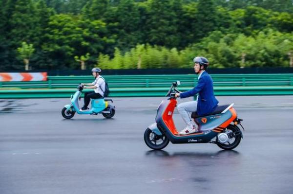 雅迪、愛瑪、臺鈴，電動車哪個牌子好？從品牌、技術、配置講明白