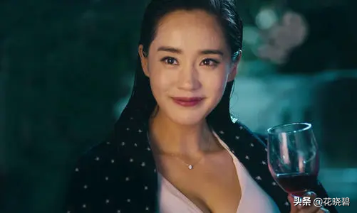《演员请就位2》还没结束，赵薇就签下了她了，没想到却害了她