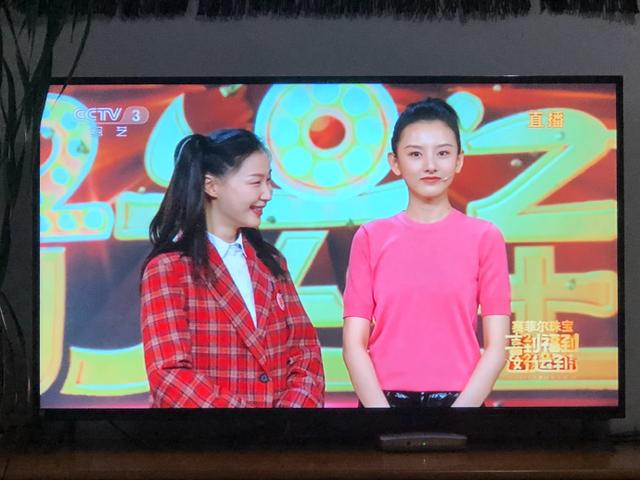 啥叫真正的美人在骨不在皮，看宋祖儿张柏芝懂了！别人整不成这样