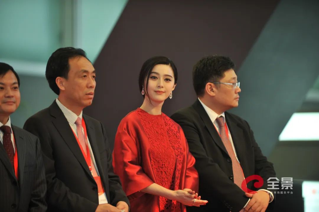 范冰冰"跑路"，唐德影视"卖身"