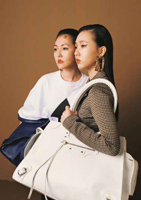 小S與大女兒合照，擔心被艷壓耍小心機，配文疑暗示要參加浪姐？