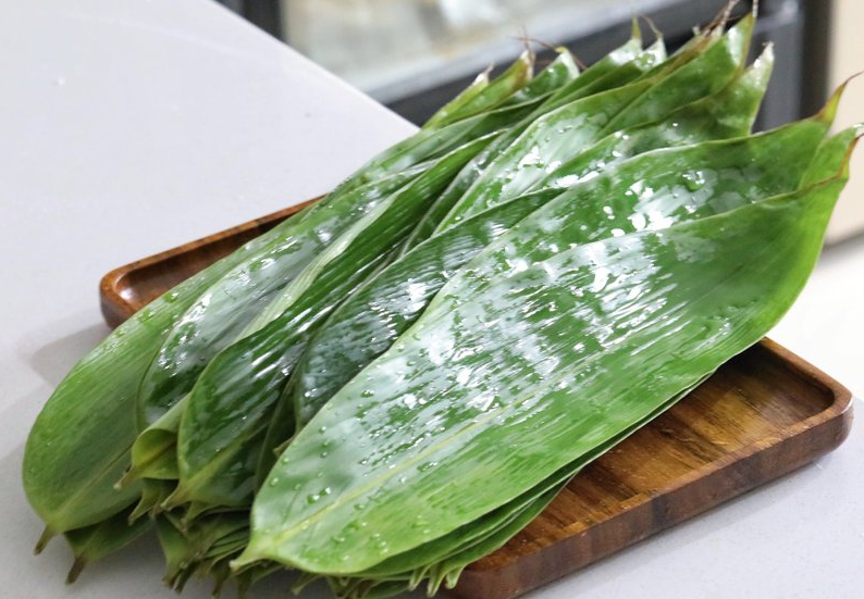 包粽子时，新鲜粽叶和干粽叶选哪种？两者差别很大，先弄懂再包