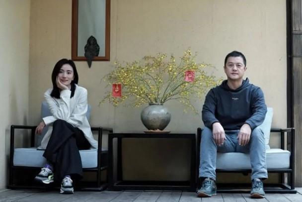 李亚鹏被判赔4000万！自称已走投无路，小女友态度冷漠引争议