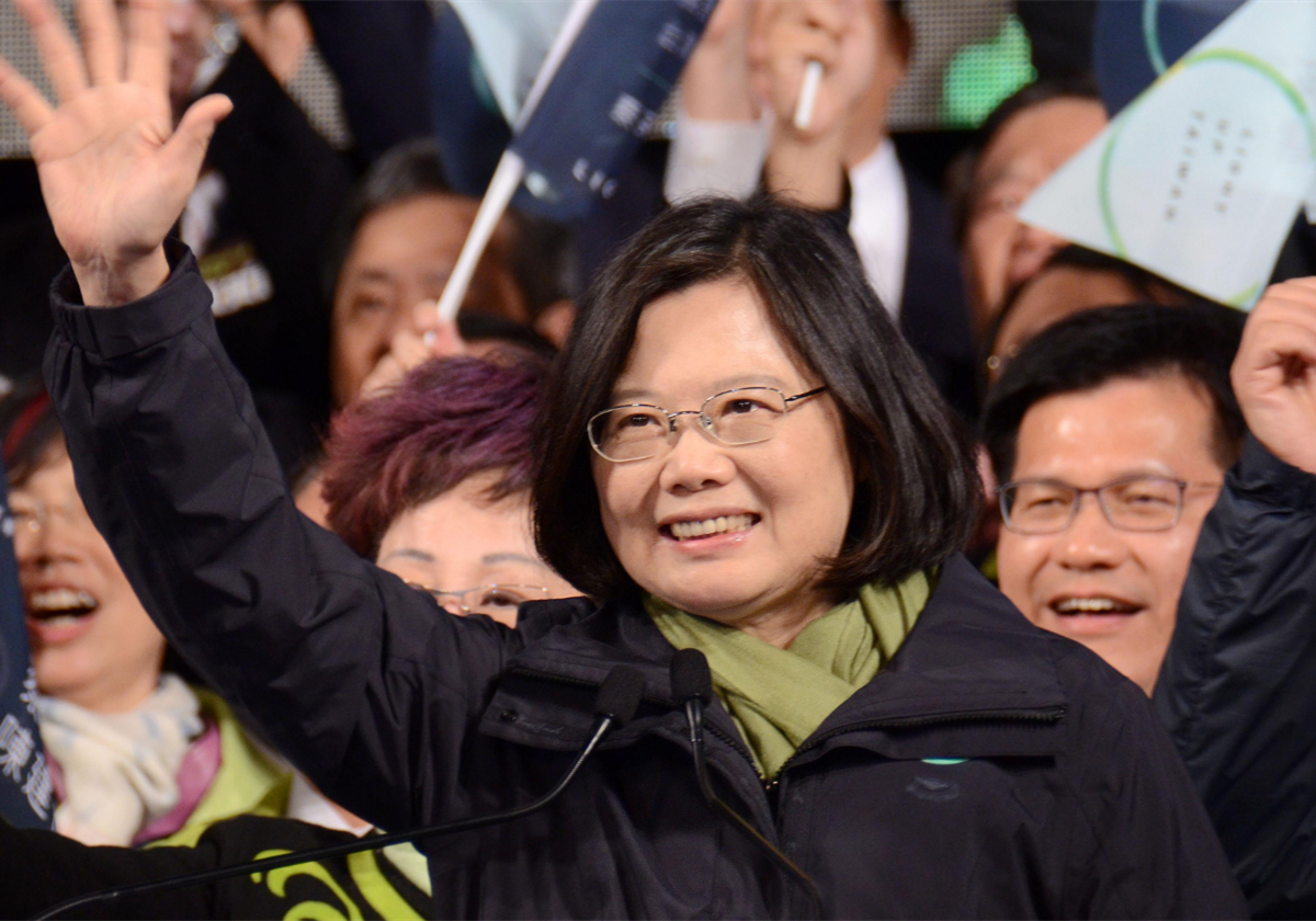 “台独”频触大陆“红线”，专家：两岸“危险