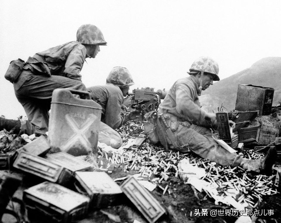10张罕见二战老照片：真实的硫磺岛之战现场多惨