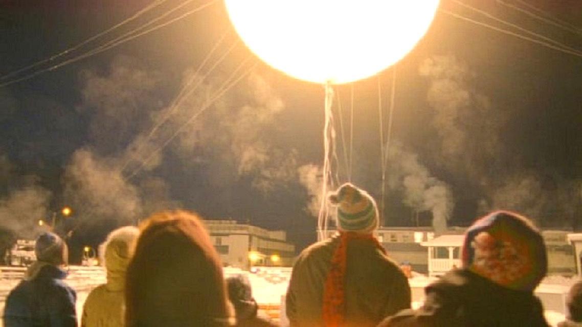 中国“人造太阳”正式建成放电，美国日本或将