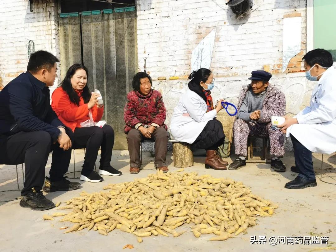 拉家常 讲用药 谈健康 60名医药专家进村入户科普宣教5000人受益
