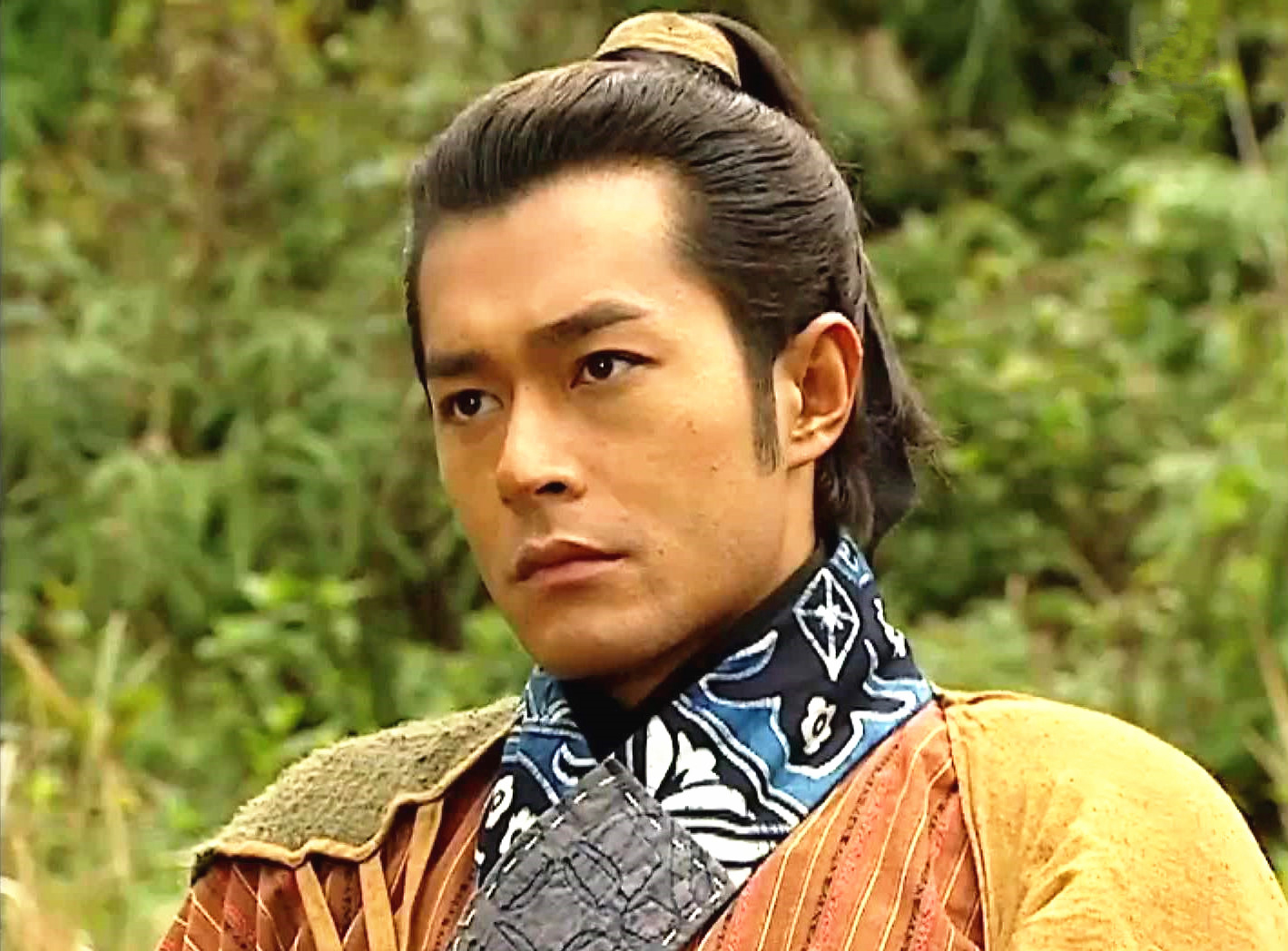 古天乐妈妈罕露面，获佘诗曼妈妈庆祝生日，打