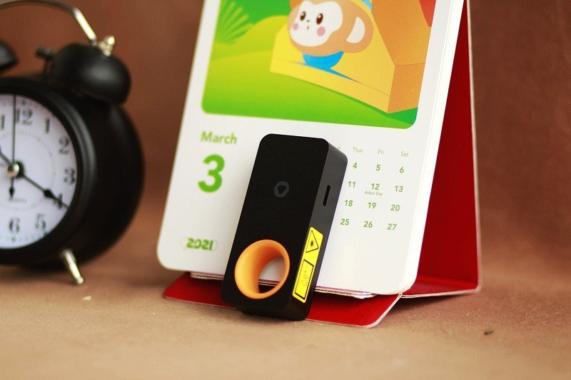 还在用卷尺 来试试HOTO小猴智能激光测距仪吧