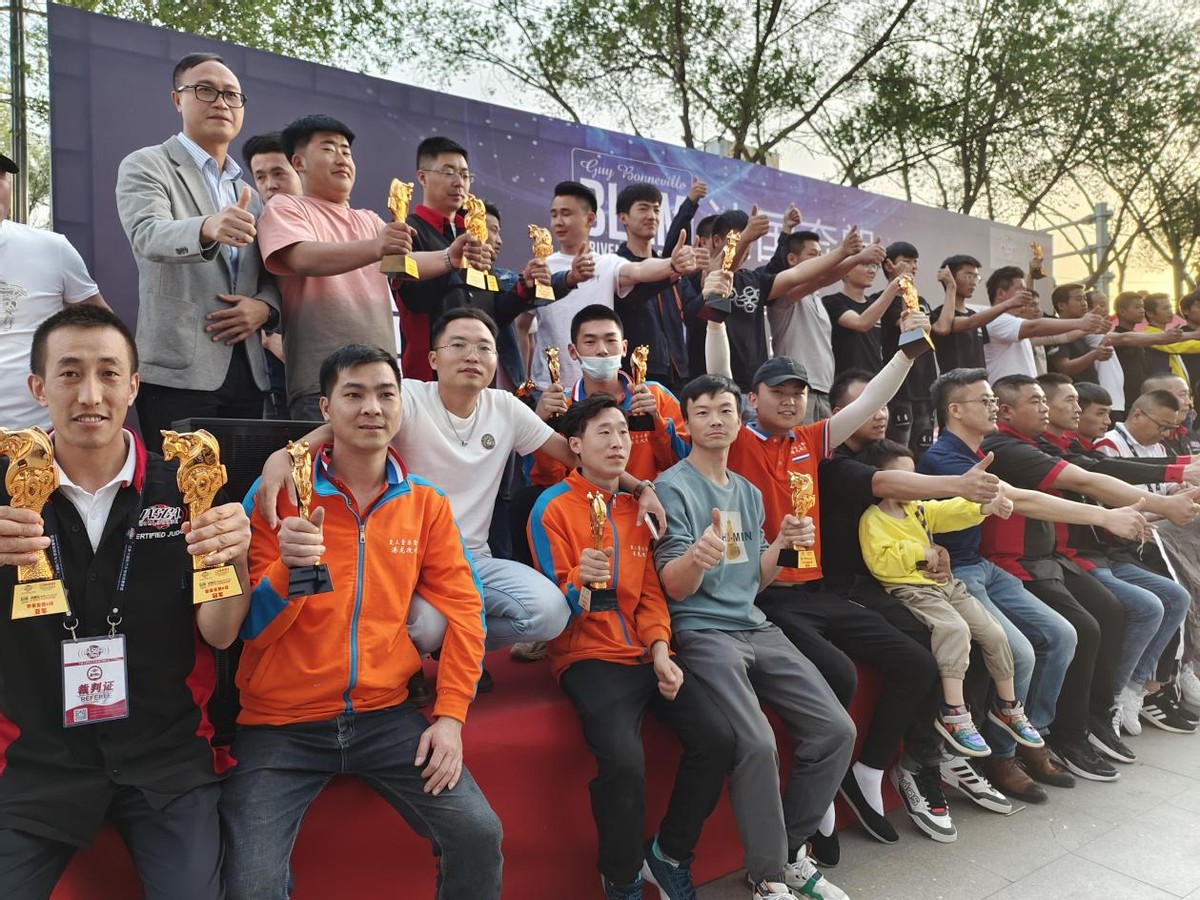西宁至上音乐实至名归 IASCA王中王音响挑战赛西宁站获五冠两亚