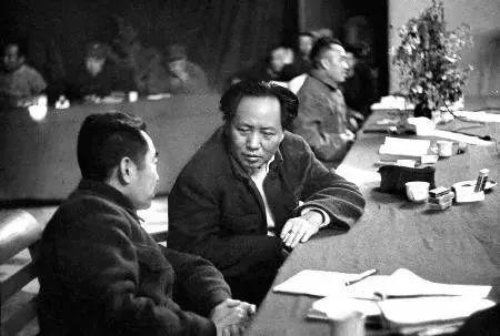 斯大林暗中援朝，苏联空军击落千余架美军战机，美国却忍气吞声？