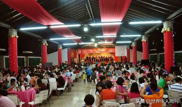 委内瑞拉从富得流油变成穷光蛋，为什么仍有15万华人在坚守？