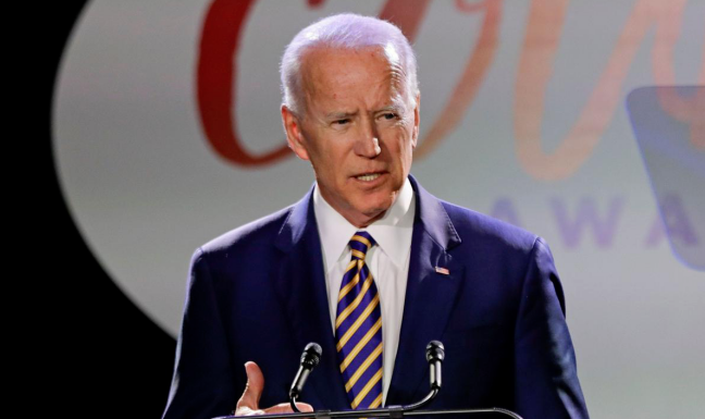 拜登剛獲交權便傳來噩耗，特朗普故作不聞不問，民眾或全低估他了