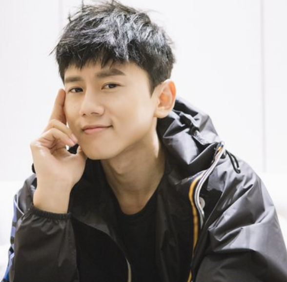 人民日报发表评论，点名张杰的做法，张杰一句