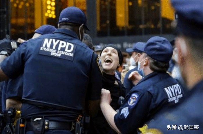 打脸！州长刚怀疑有外国势力操控游行，纽约市