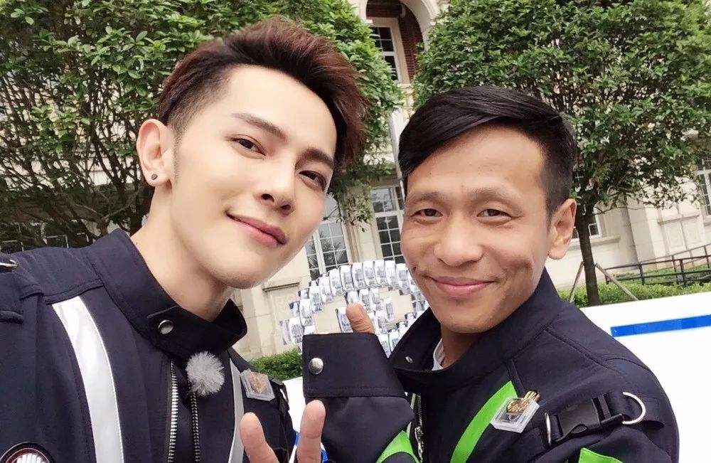 娱乐圈的他们竟然同龄？！打死都不信！