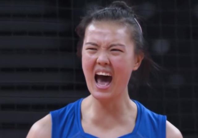2连败！中国女排又被美国队横扫！问题多多，朱婷还是休息吧