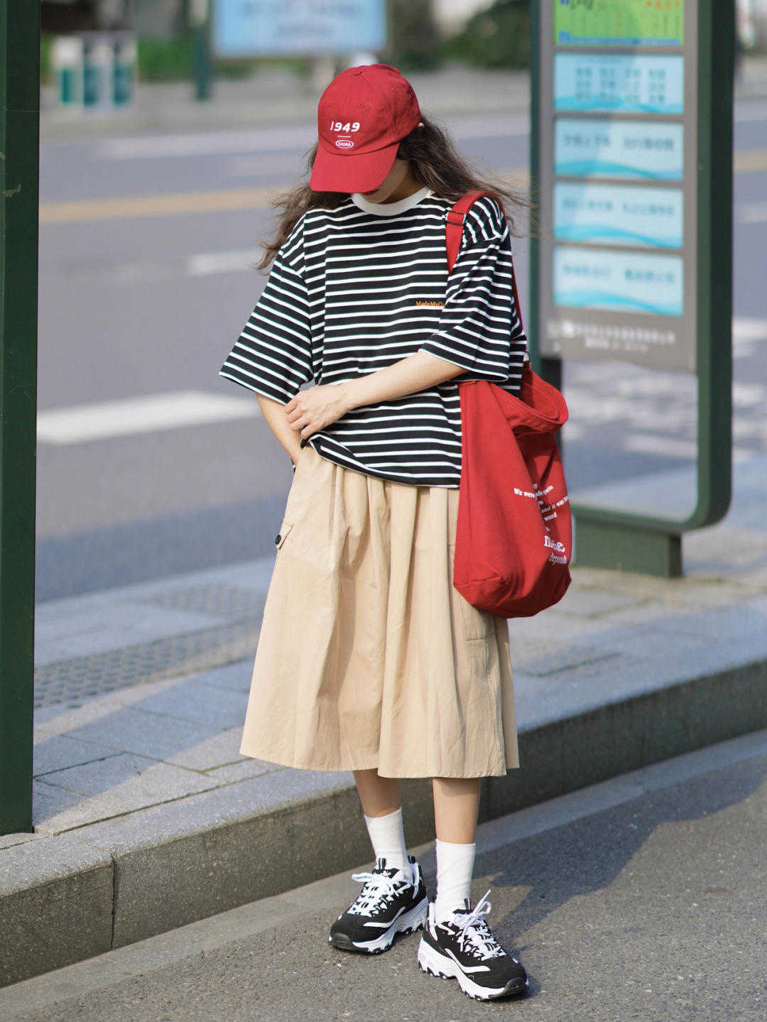 时尚和大牌没啥关系，颜色搭配对了，依然能穿出高级感，漂亮大气