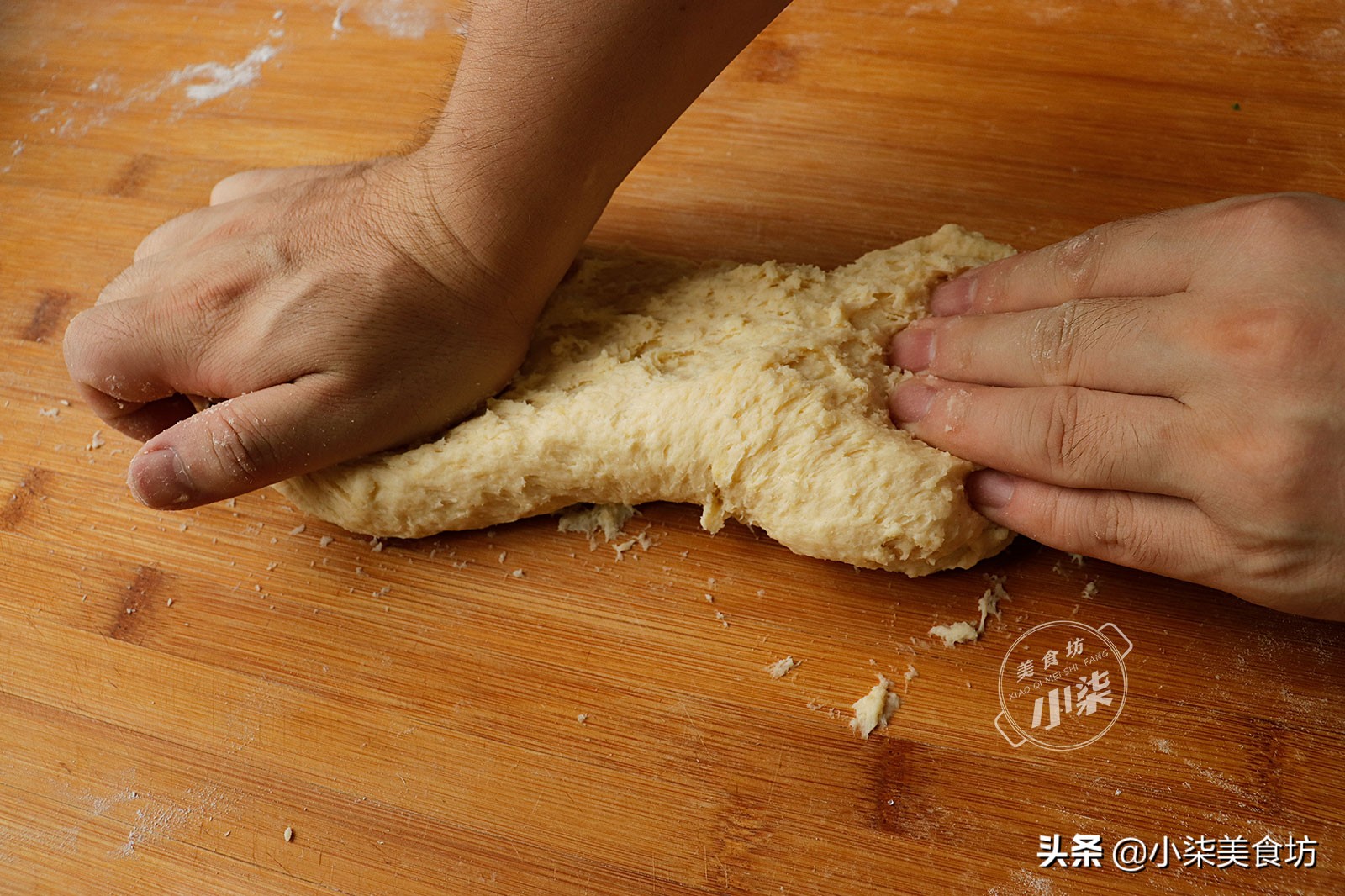 自从学会面粉这样做，我家早餐就没买过，柔软香甜，比面包还好吃