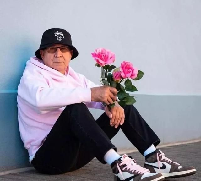 球星、明星“Nike倒钩”上脚图，这次你是天选之子还是陪跑成员？