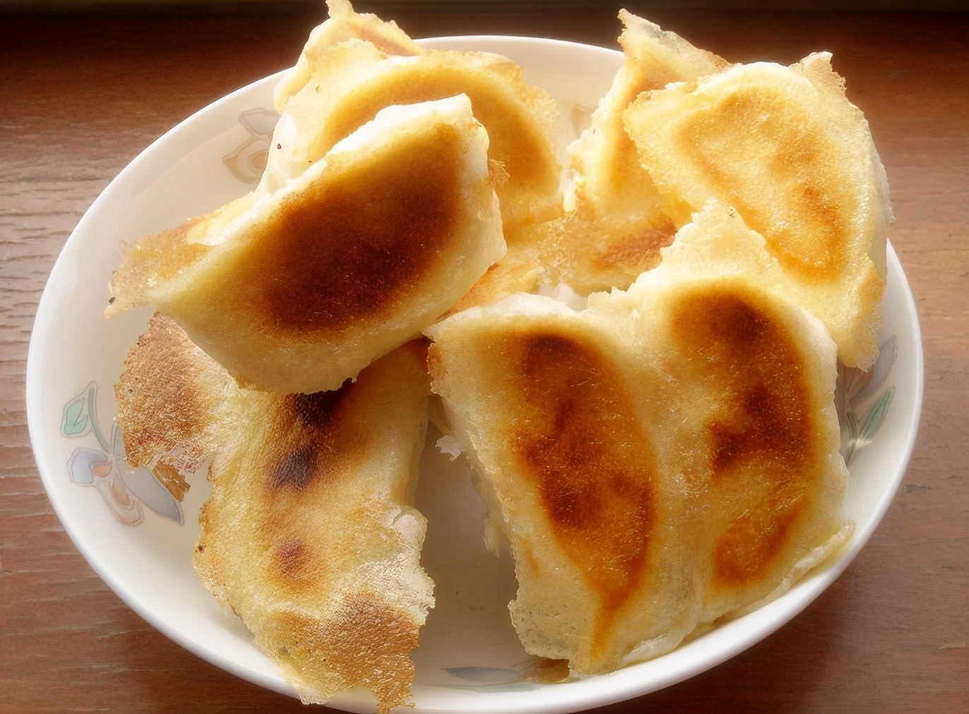 水煎包怎麼做才好吃？ 分享詳細製作過程，鬆軟鮮香，底部焦黃不糊