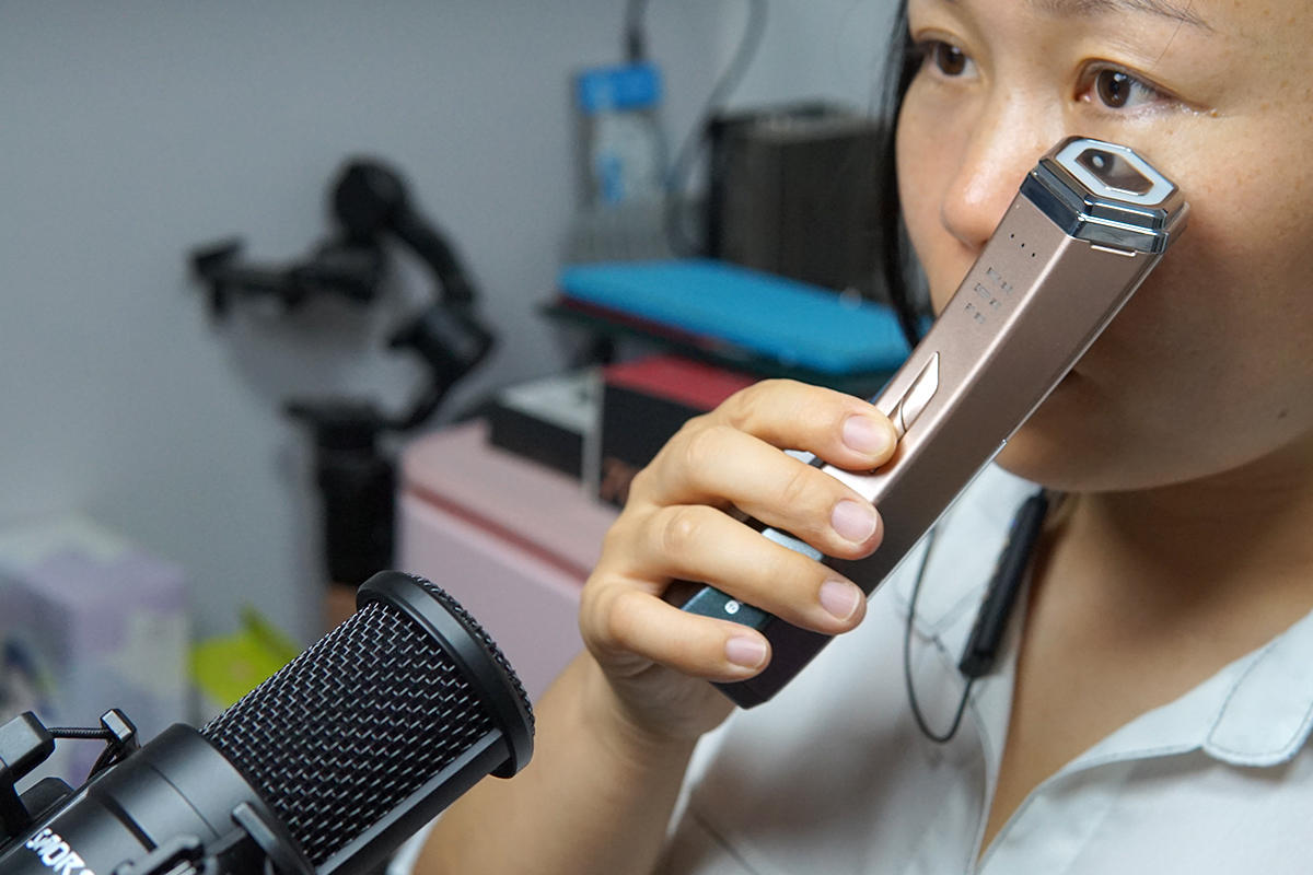 迈出主播的第一步，都是森然WH10监听耳机给的底气