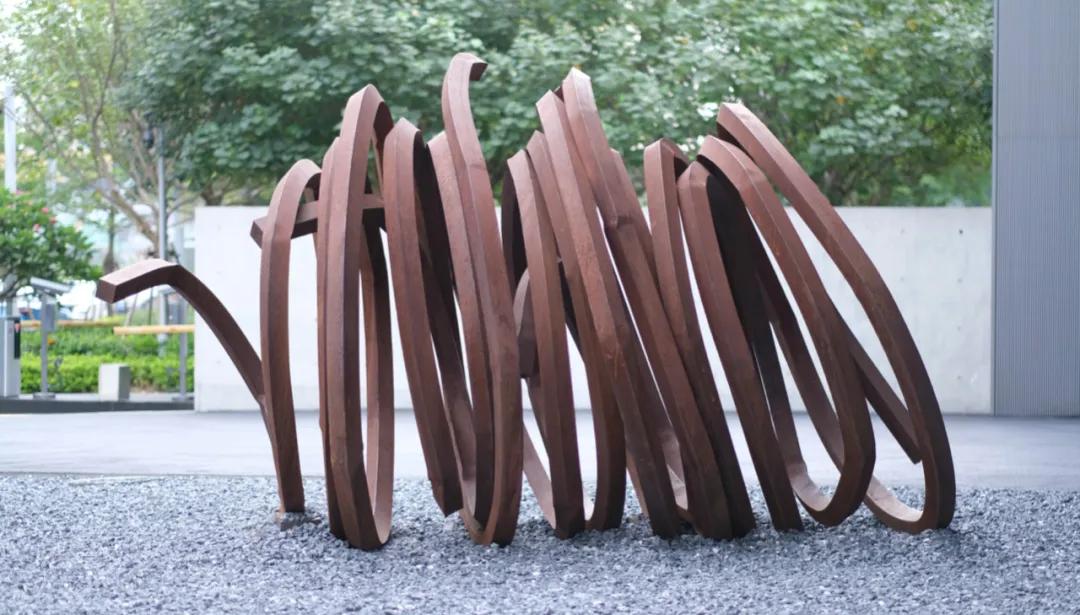 What is the relationship between mathematics and art? iNEWS