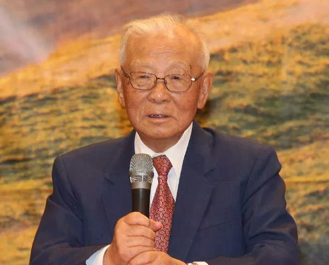 “亲美和中”让国民党走向绝路，张亚中统一政纲成台和统最后希望