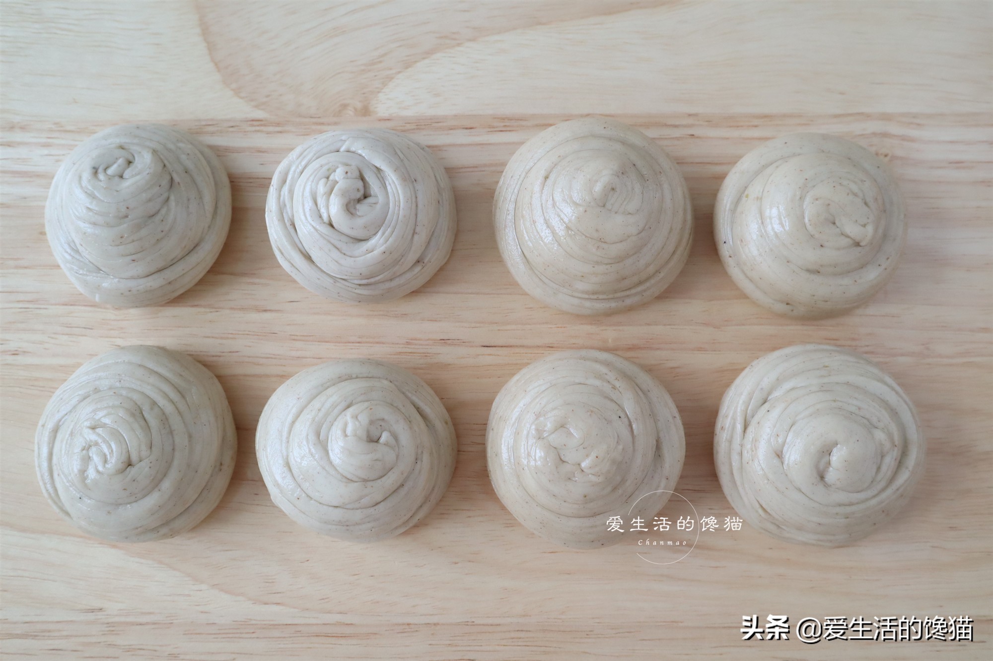 寒假來了，早餐不用愁，做一盤這餅，香脆可口，孩子愛吃我樂意做