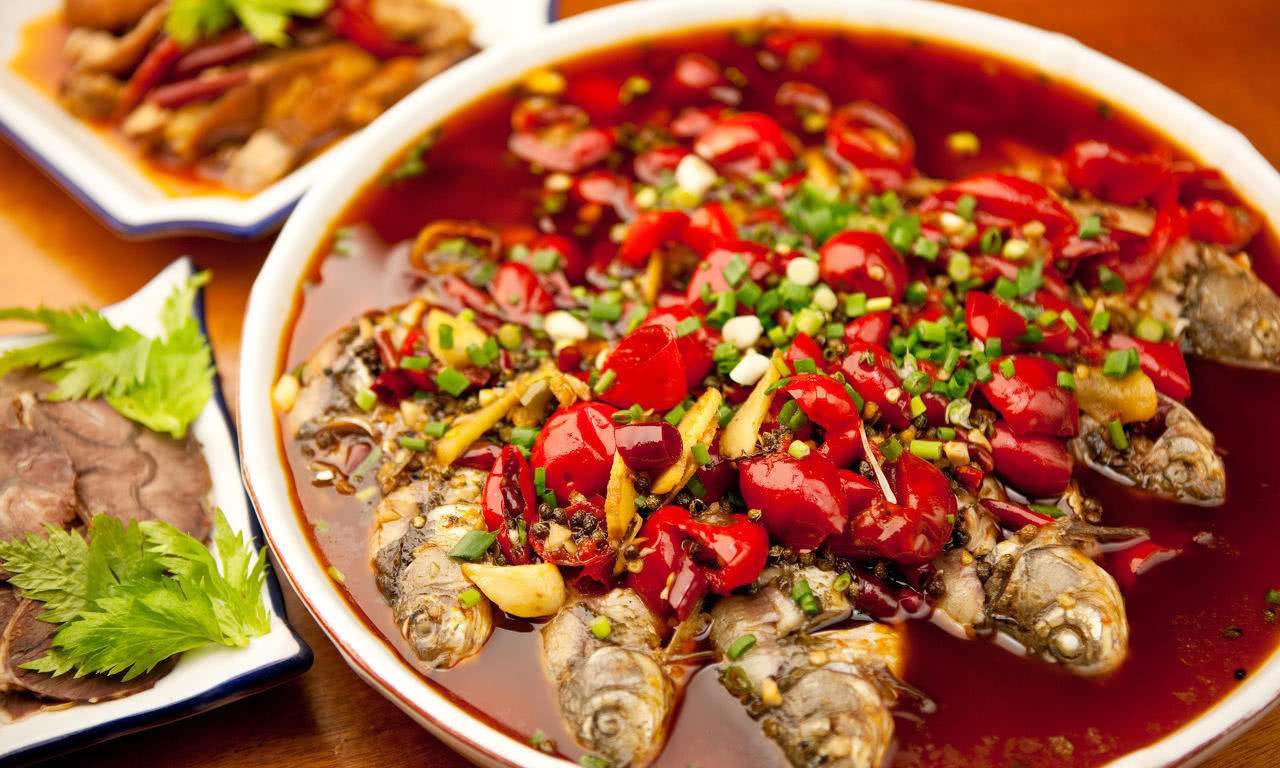 什么是重庆江湖菜？这些特色麻辣美食，一道菜就可以撑起一桌菜