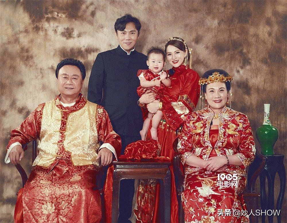 伊能静揭露浪姐幕后：想退赛被张含韵劝阻，发长文回应舆论暴击