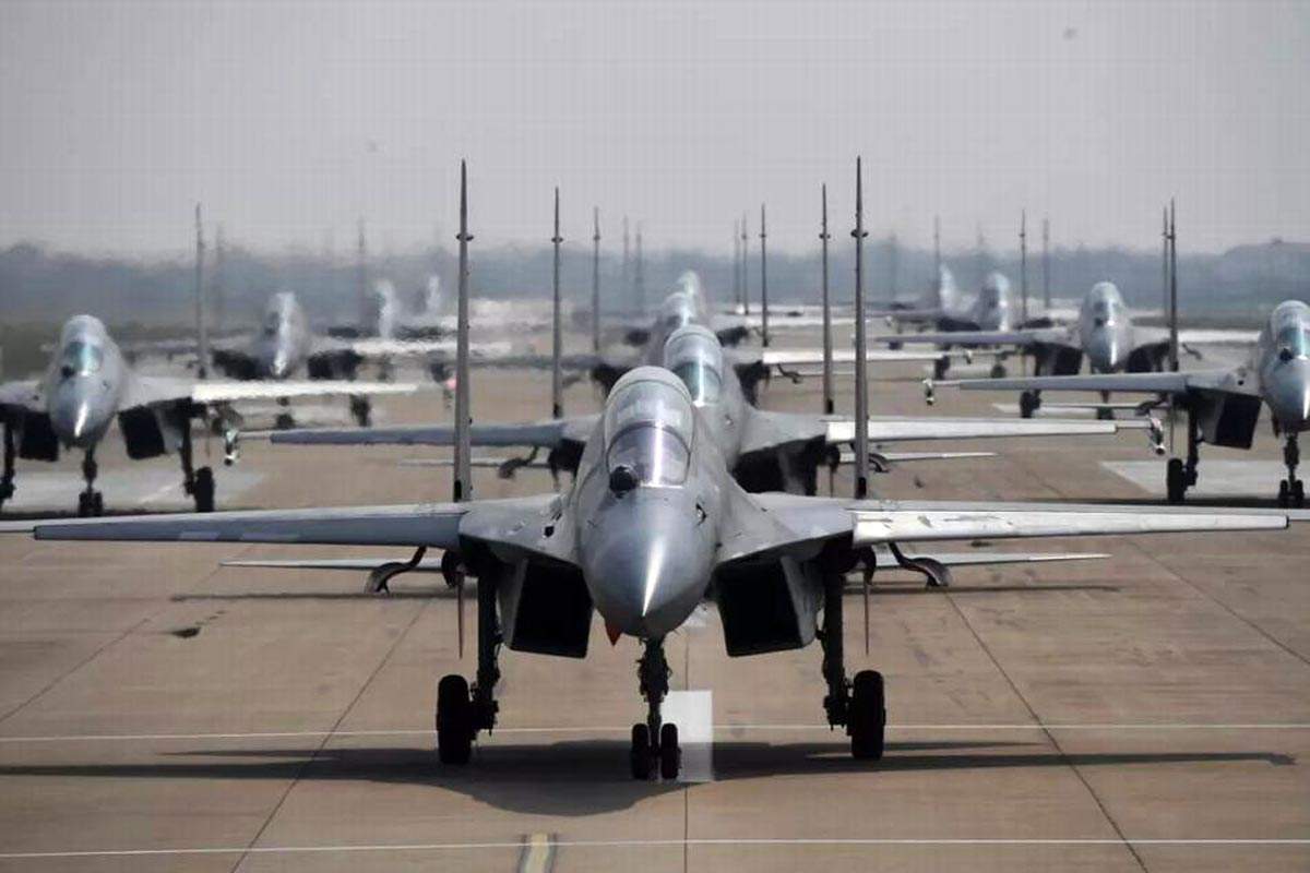 “轰-20”将亮相国庆节？中国空军表态：历史性跨入战略空军门槛