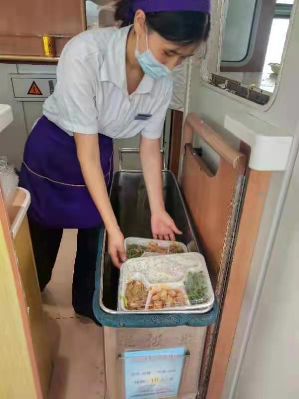 郑州局西宁车队：暴雨中的坚守
