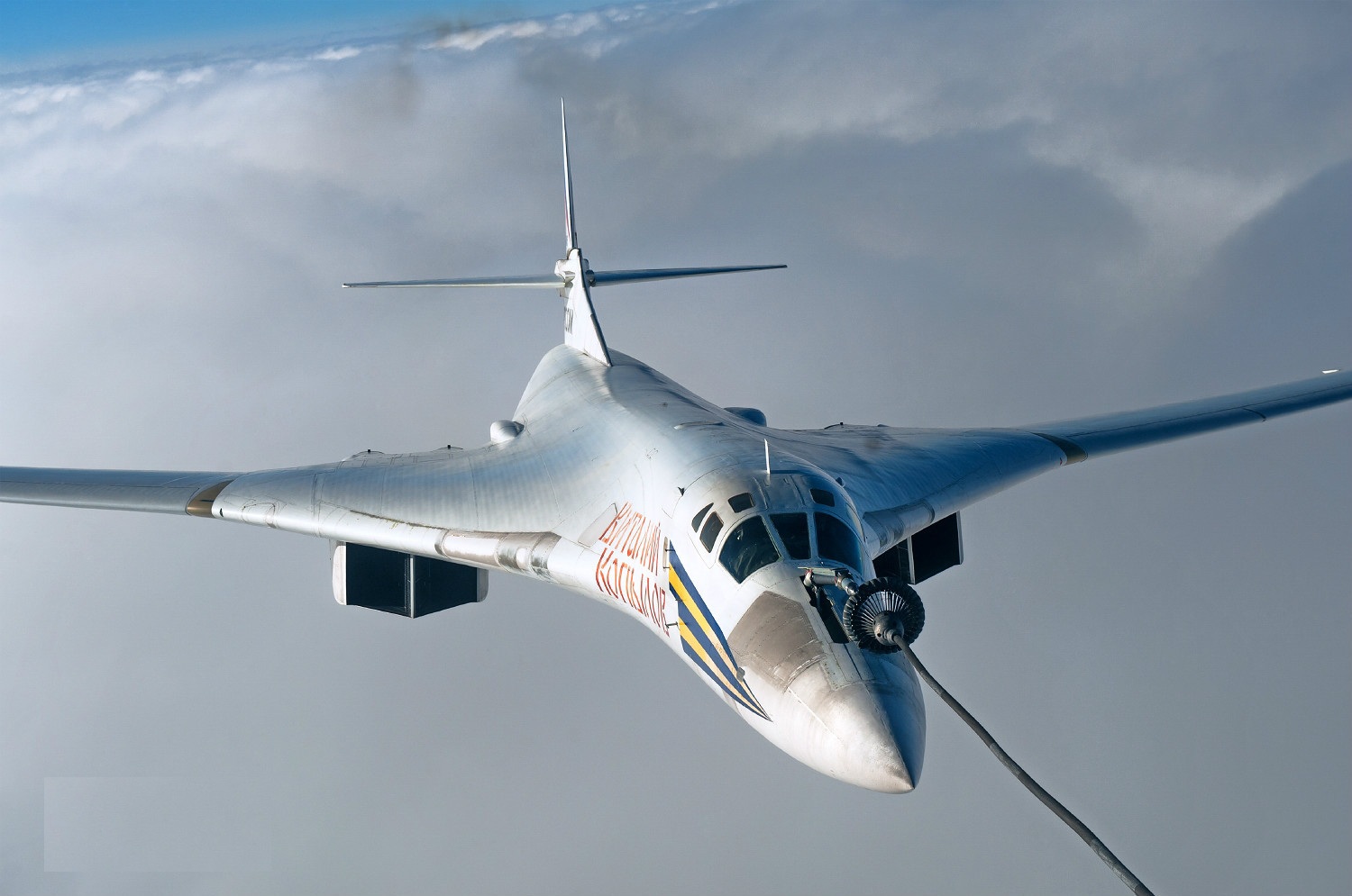 网传俄隐身战略轰炸机首飞进入倒计时，据称已