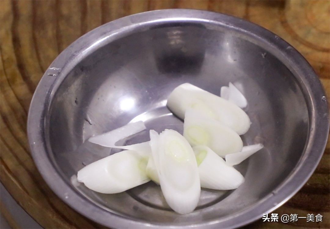 圖片[3]-蔥油手撕雞家常做法 做一次就能成功 原汁原味 肉鮮味美又好吃-起舞食譜網