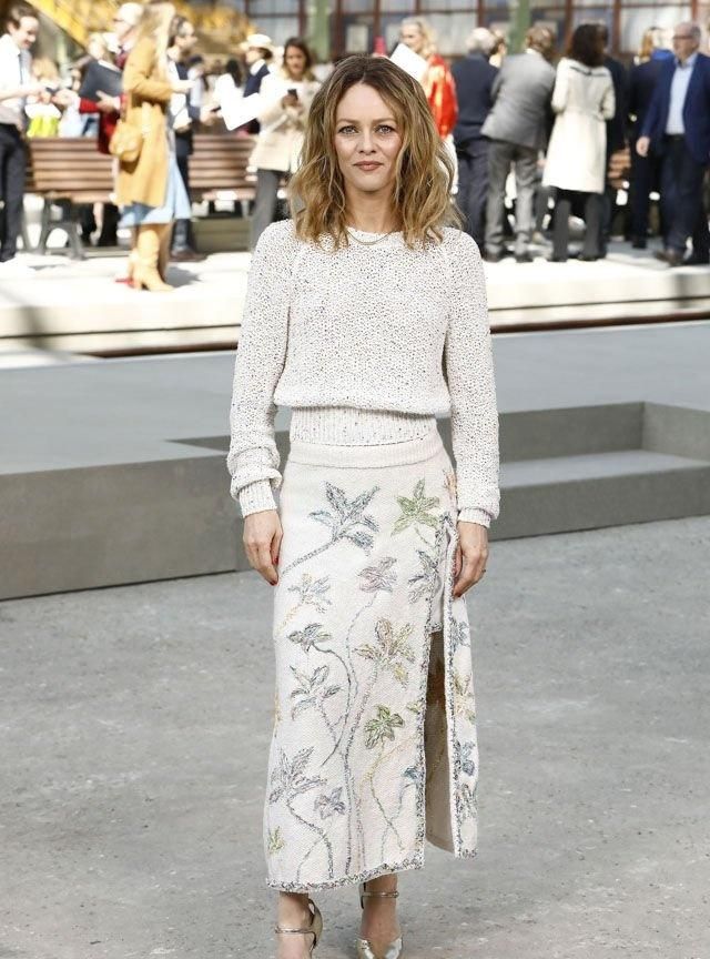 是她们定义了法国时尚！让10位法国女人为你的衣