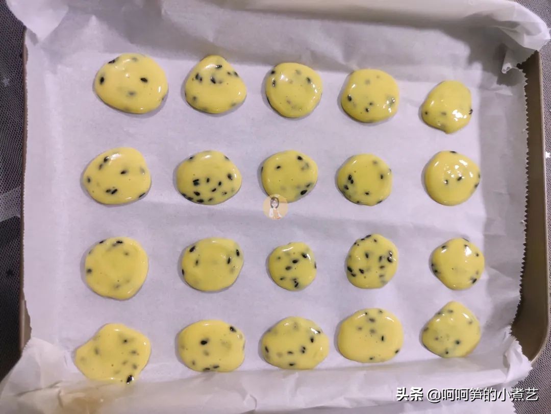 无水又无油，一个配方两个味道，教你做出好吃的鸡蛋饼干